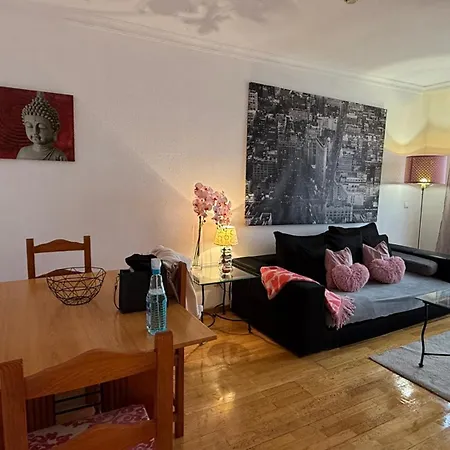 Apartamentos Madrid House Aeropuerto, Ifema, Metropolitano-3